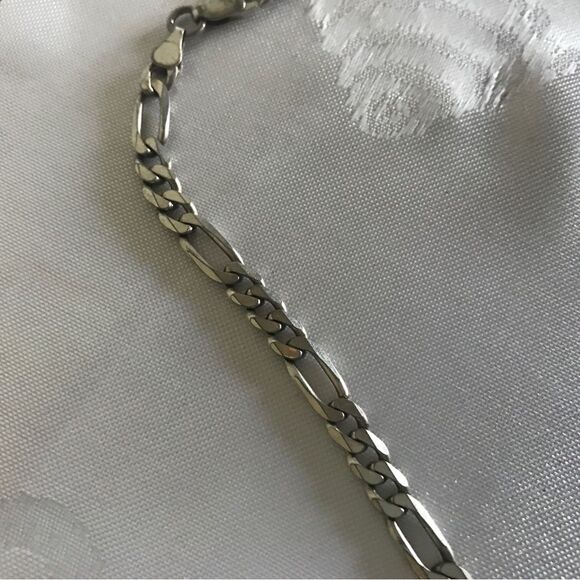Unisex 18” .925 Sterling Silver 6mm Figaro Chain - Picture 5 of 8